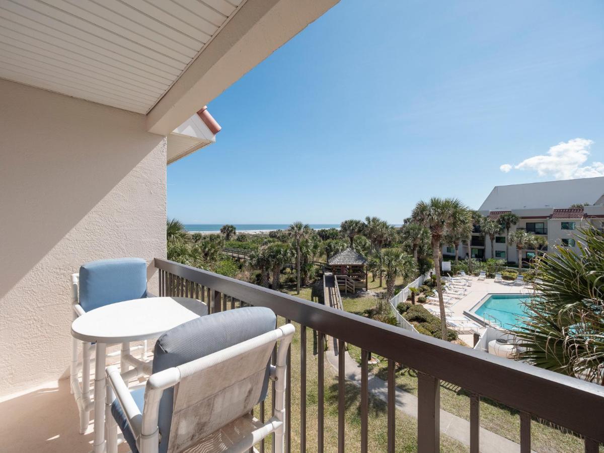 Ocean Village Club Q36 *