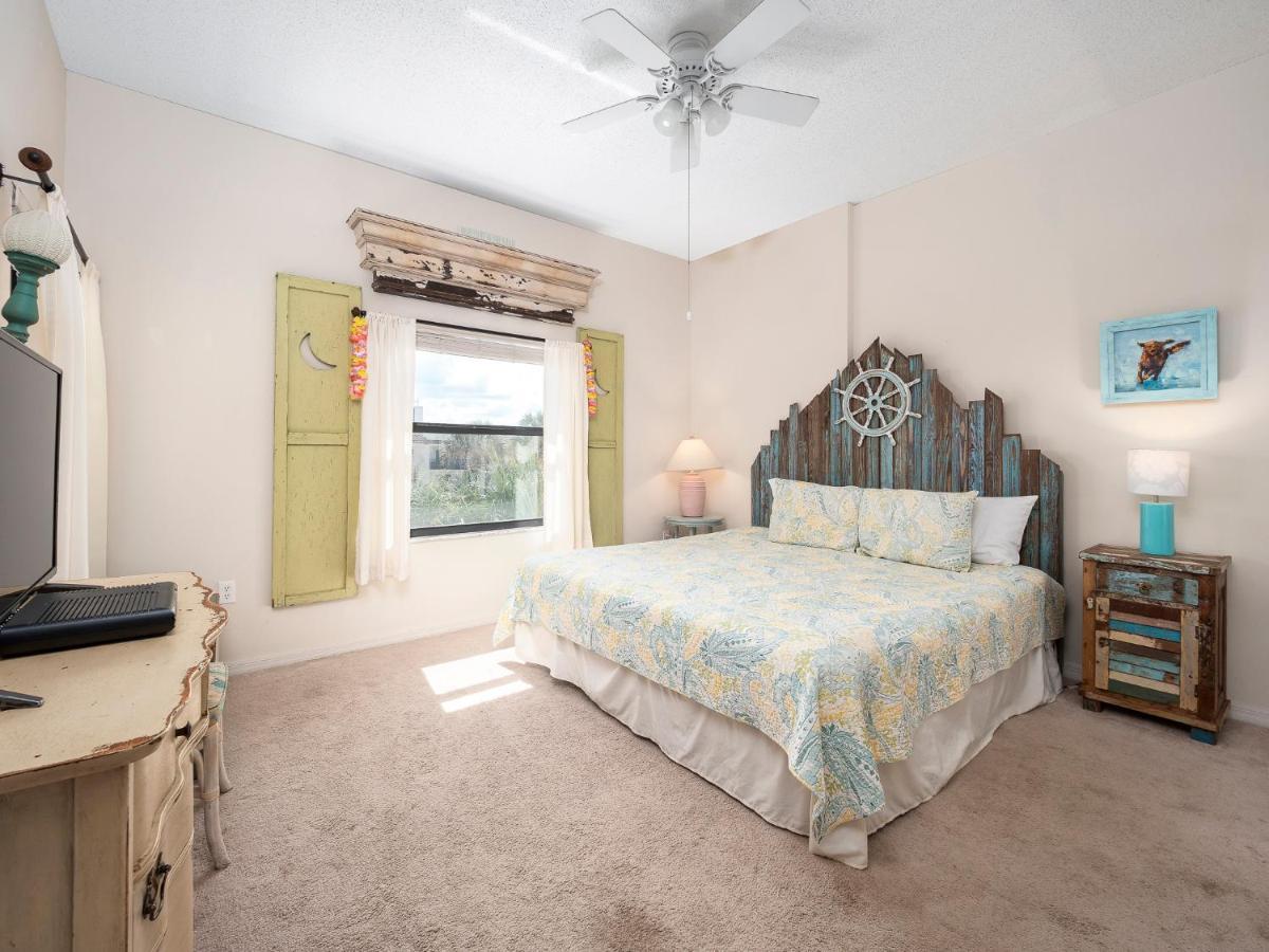 Ocean Village Club Q36 Apartment
