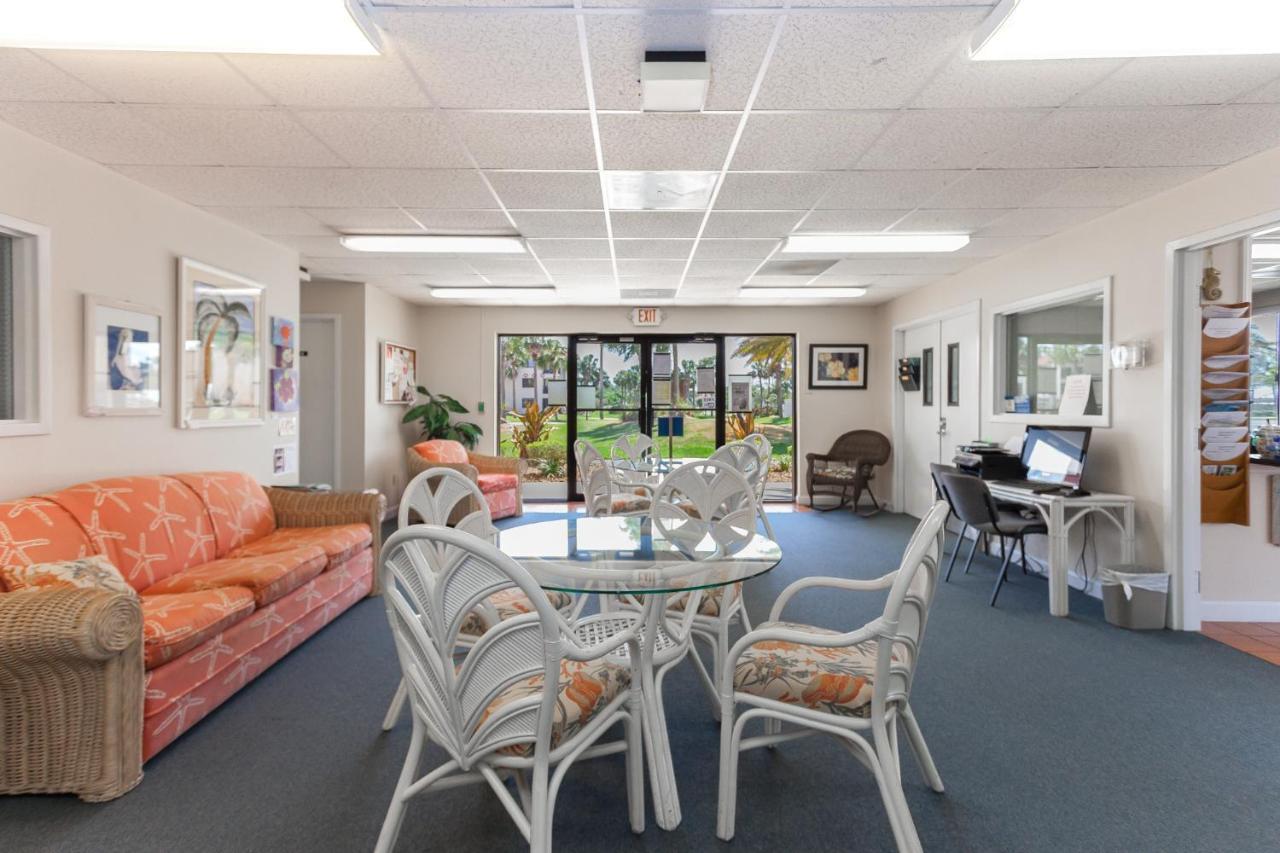 Ocean Village Club A17 Apartment