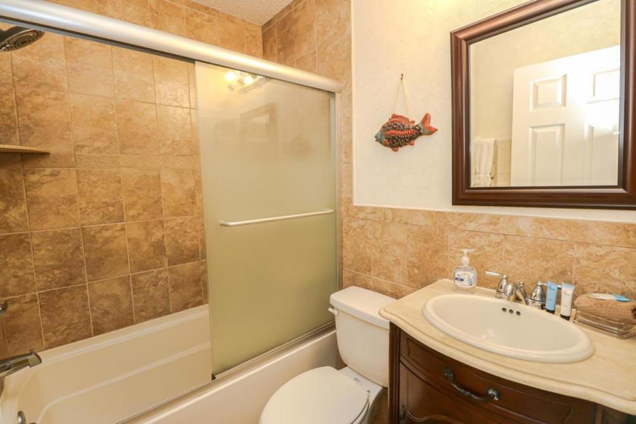Sea Place 15271