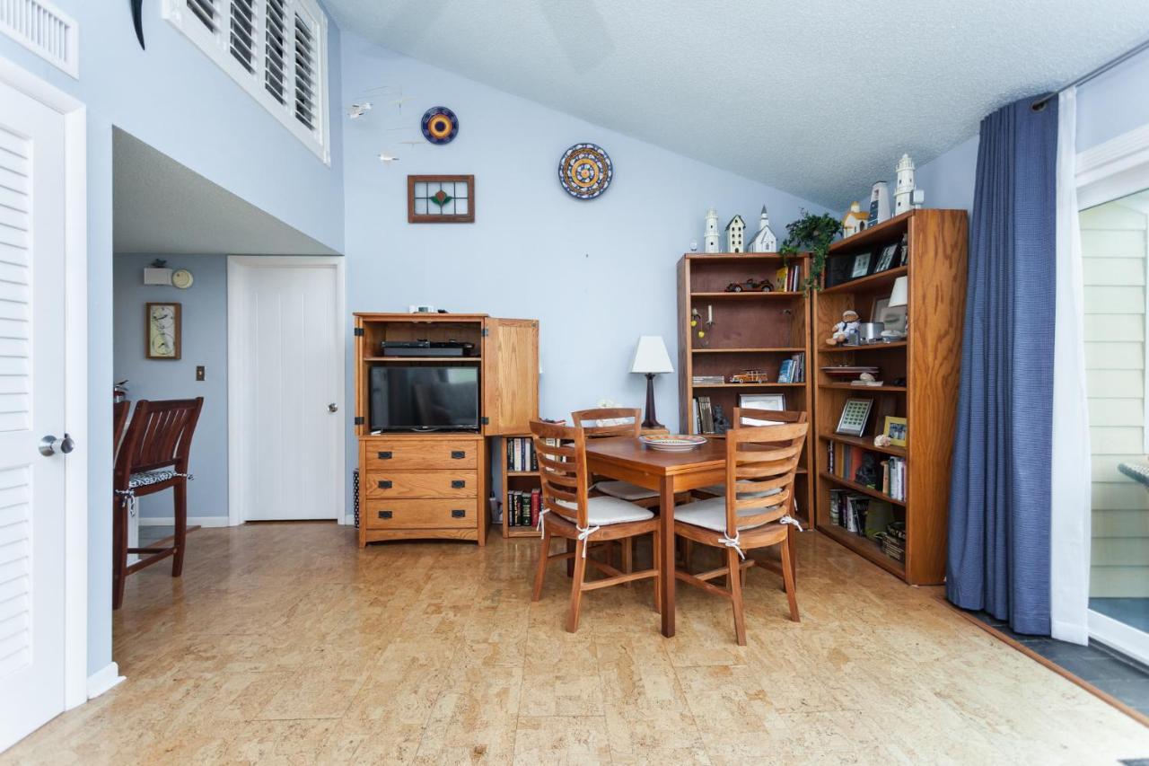 Quail Hollow B2 1u Apartment *