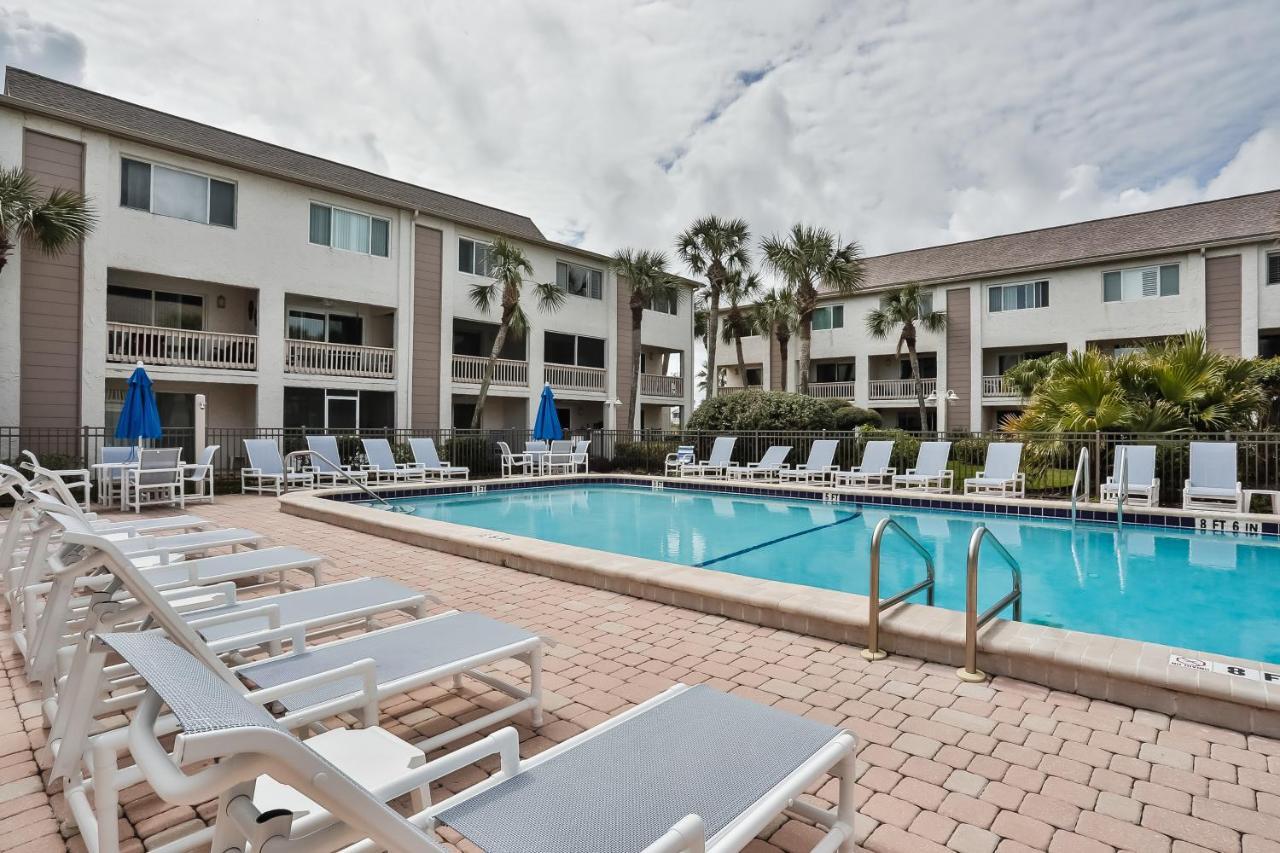 Holiday home Four Winds Oceanfront *