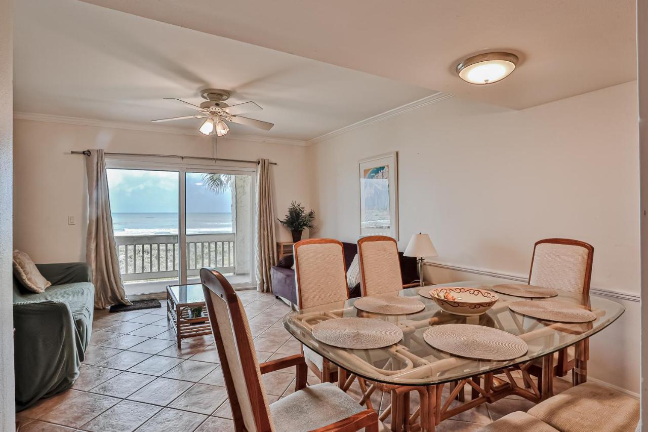 Four Winds Oceanfront Holiday home *