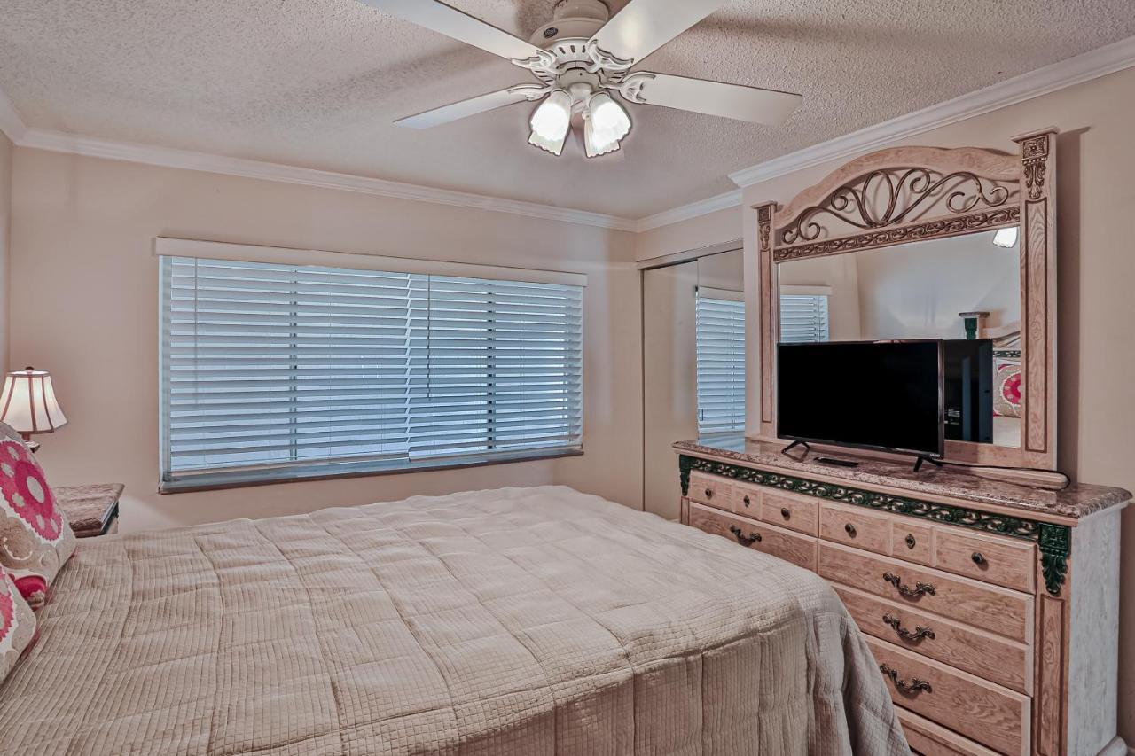Holiday home Four Winds Oceanfront *