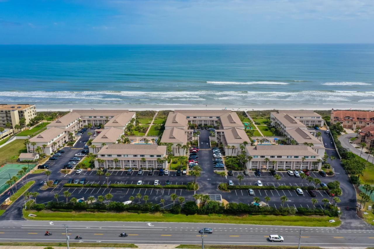Holiday home Four Winds Oceanfront *
