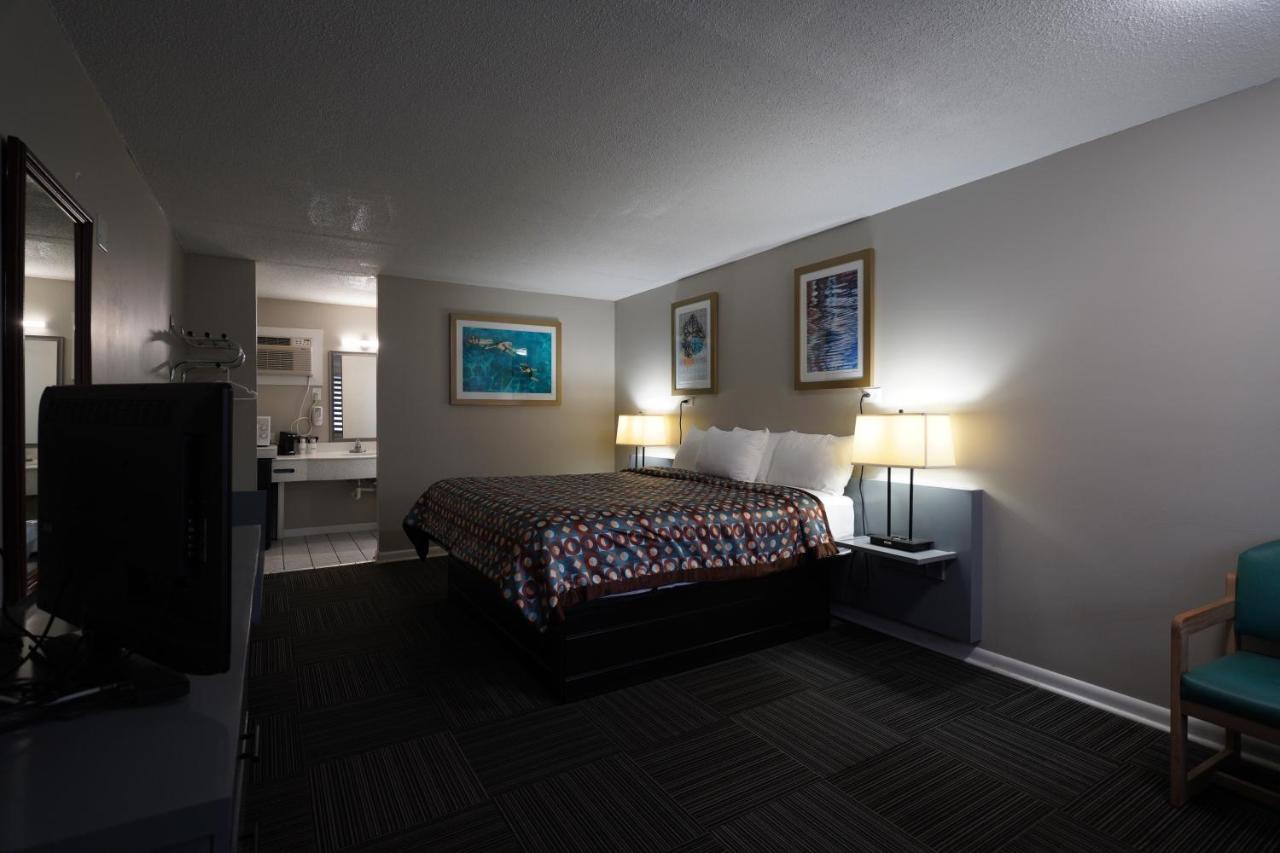 Economy Historic District Inn 2*