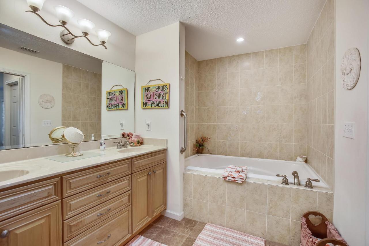 Holiday home Vog-102 2br Free Tix Wifi Pool Tennis