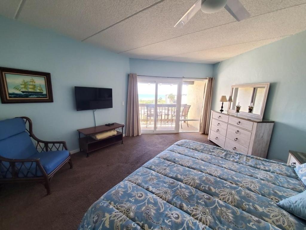 Island House D222 *