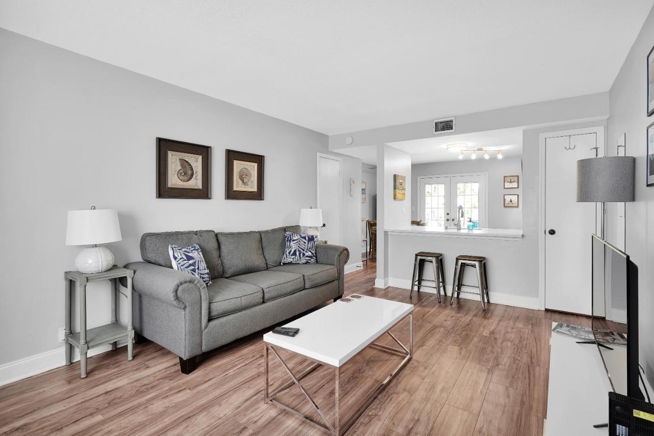Cozy 2-bedroom Townhouse Close To Crescent Beach Casa de férias *
