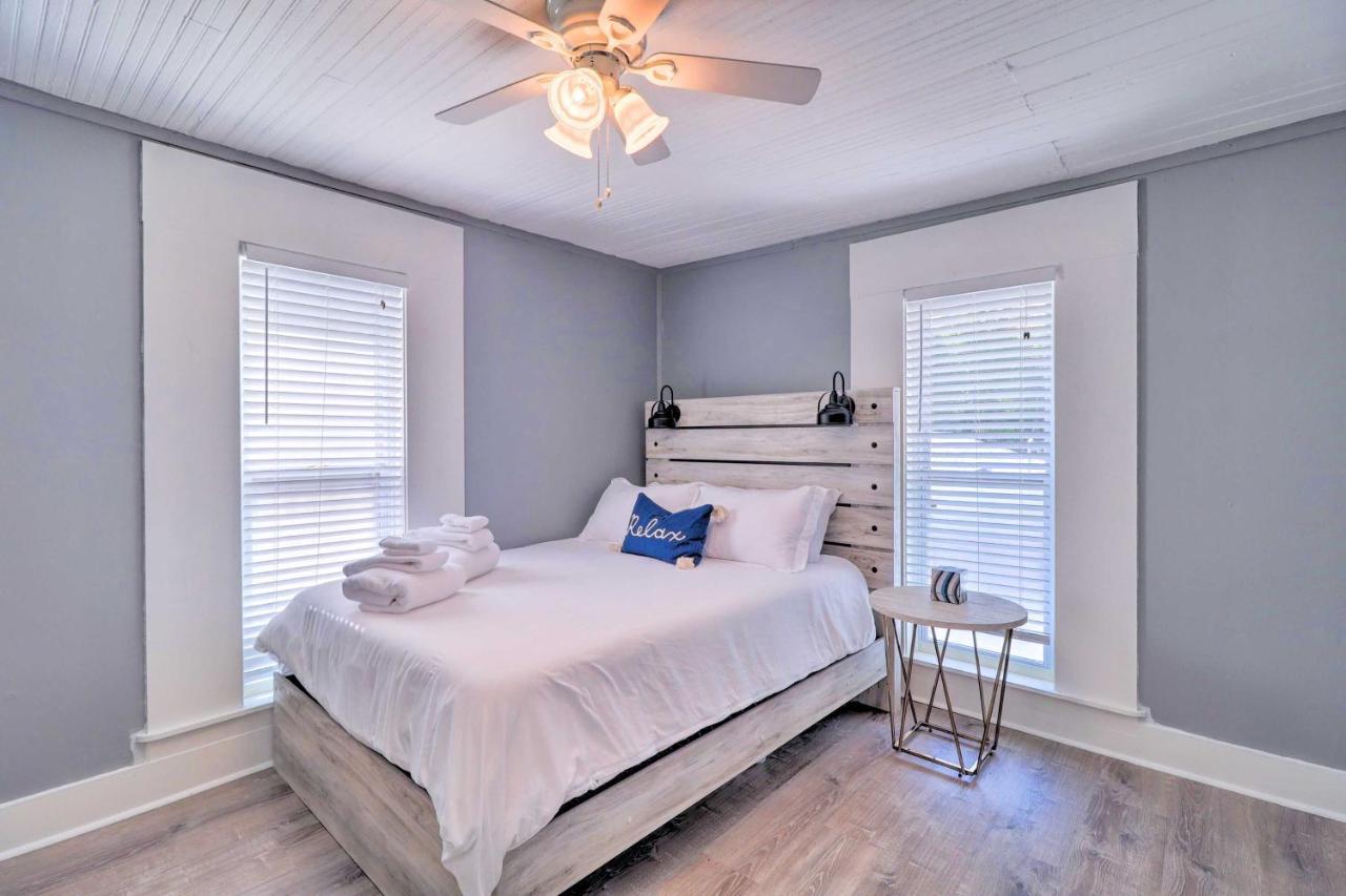 Apt With Balcony, Walk To Historic District! Apartment St. Augustine