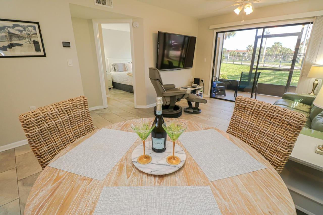 Holiday home Ocean Village Club C17 *