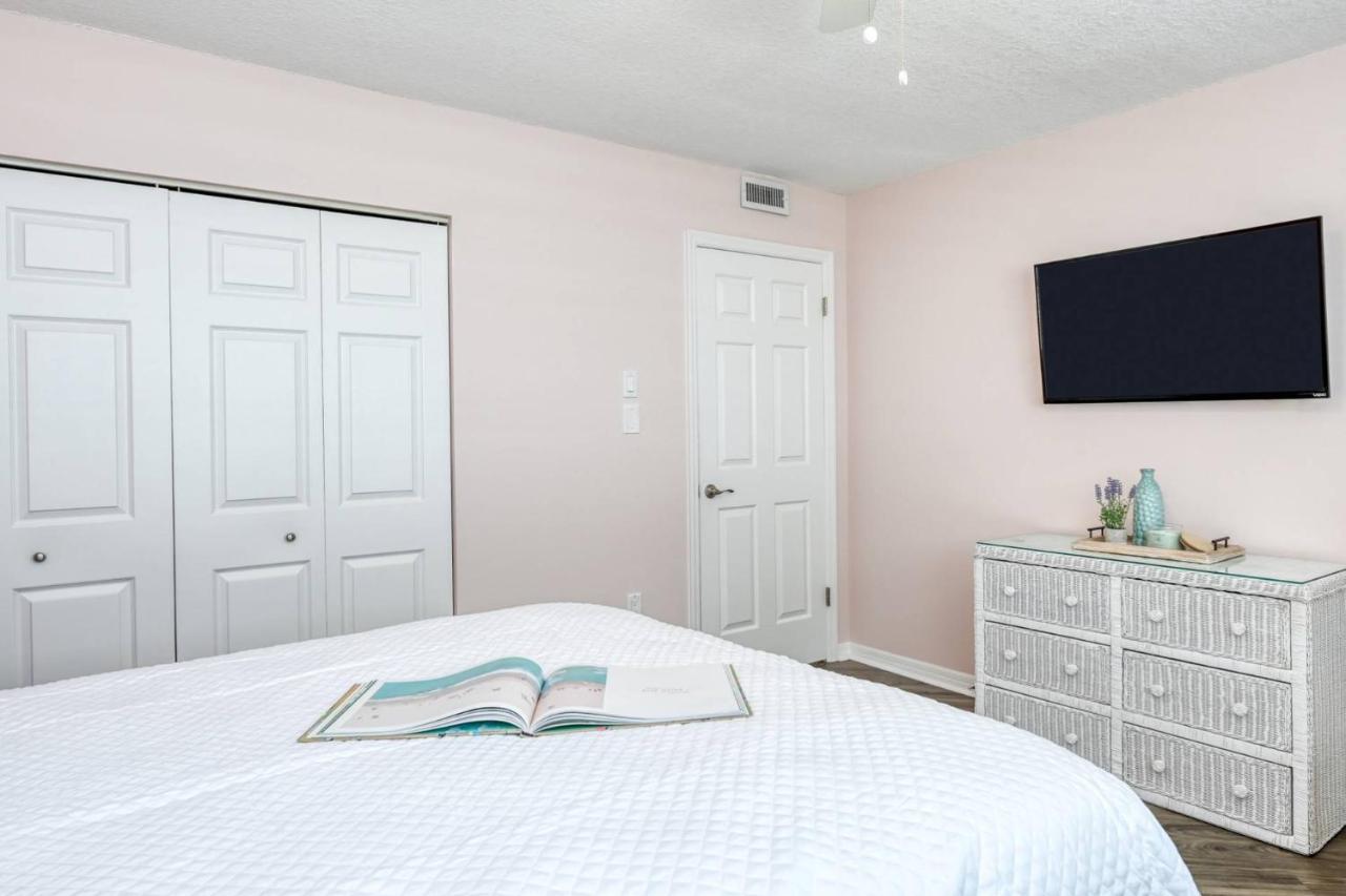 Dollar Penthouse * St. Augustine