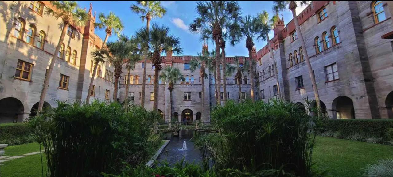 Casa Escuela St. Augustine