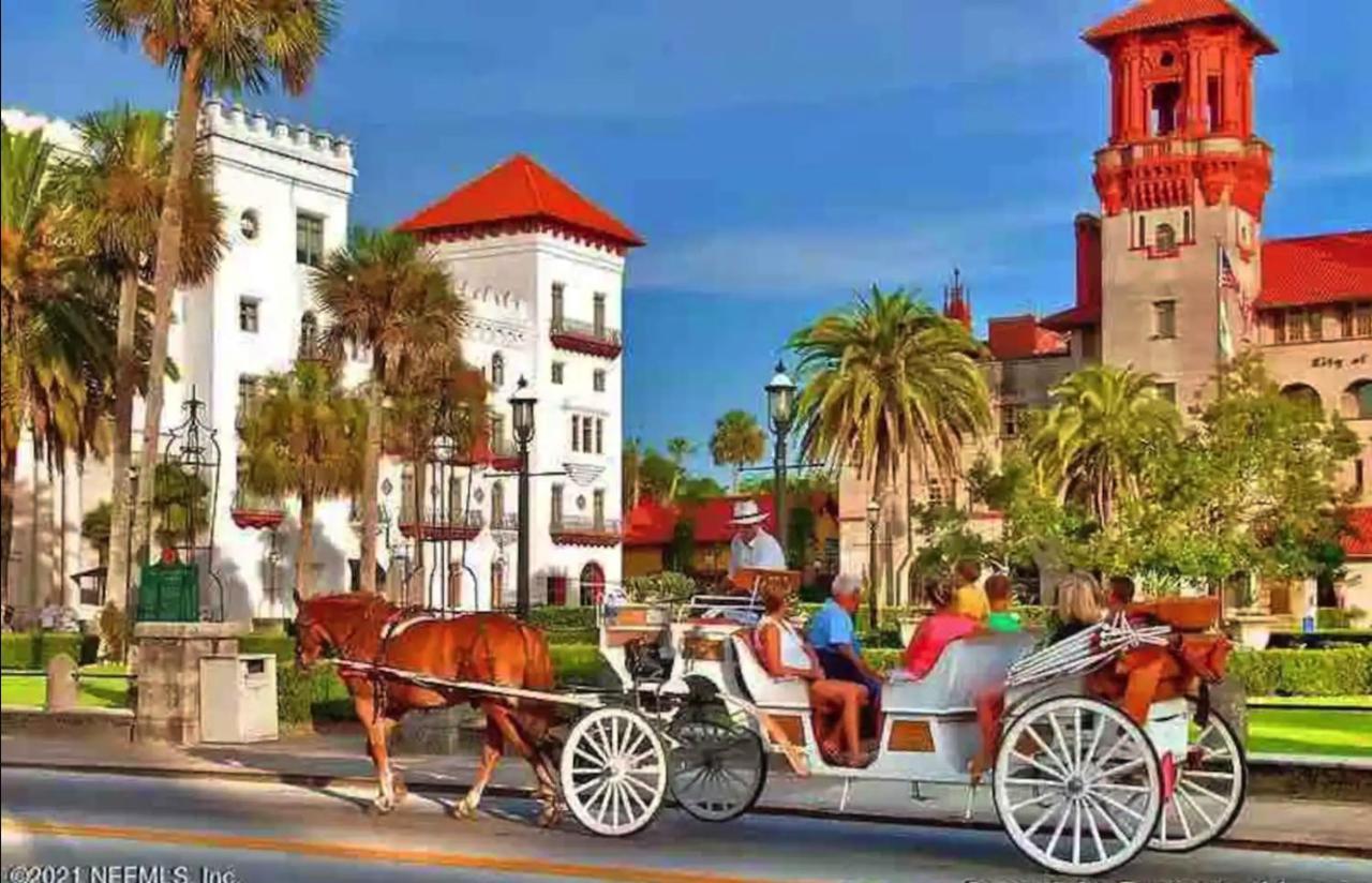 Casa Escuela *