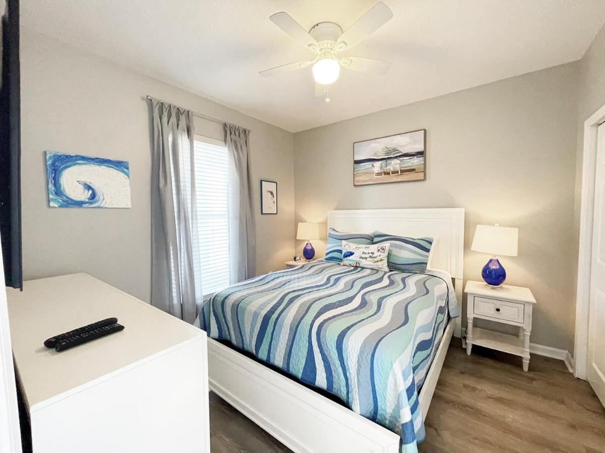 Seaside At Anastasia G302 Holiday home *
