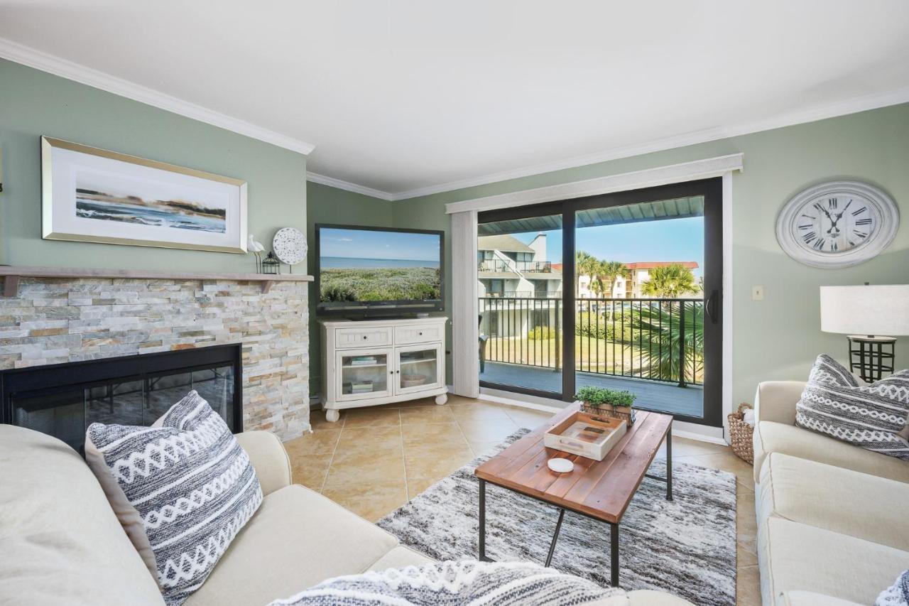 Sea Winds 51 Apartment