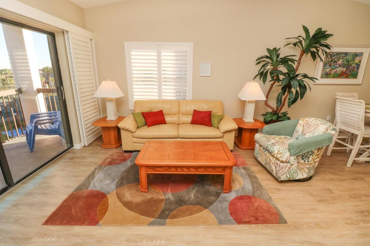 Holiday home Ocean Village Club F33