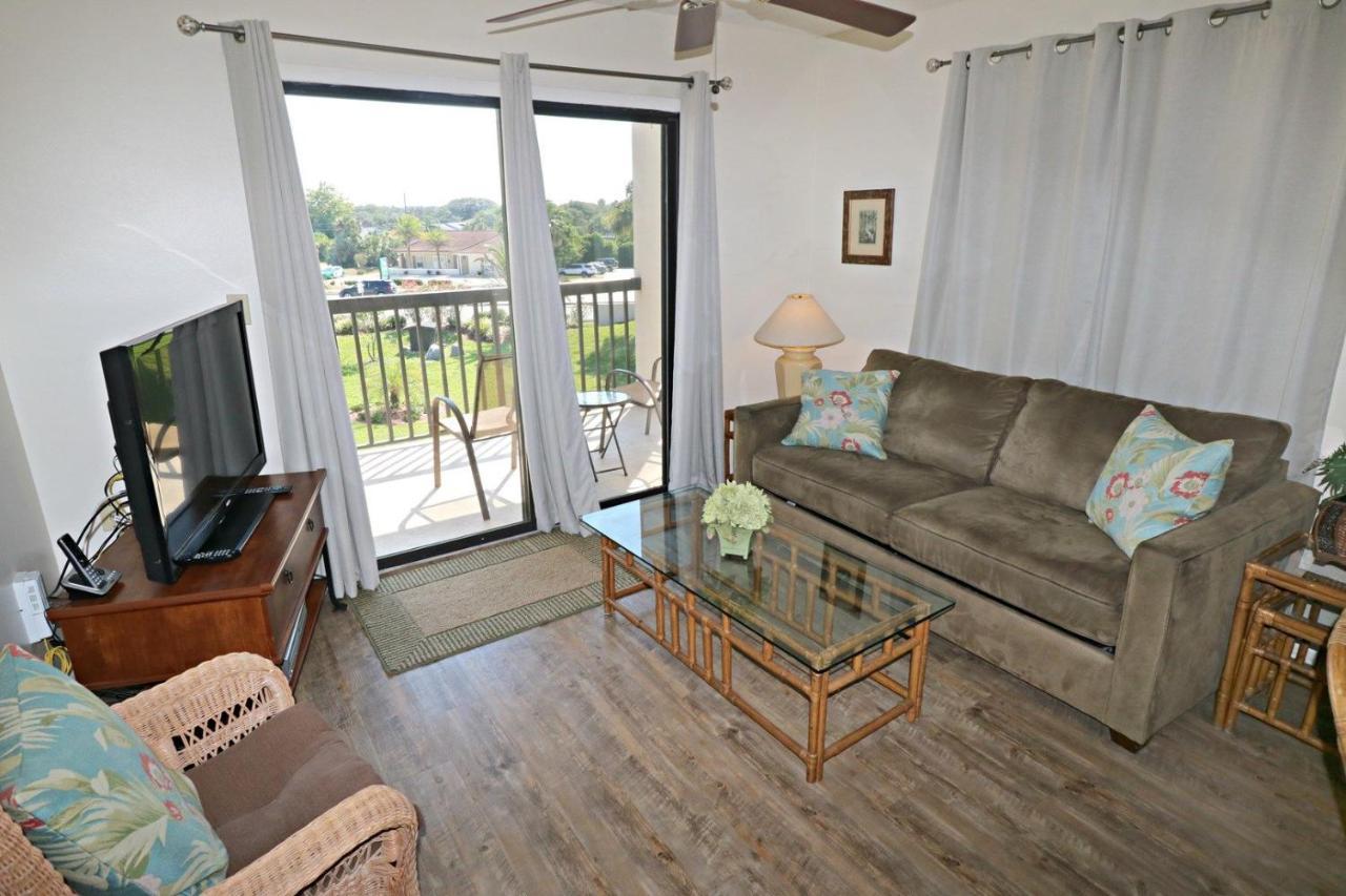Ocean Village Club A32 *