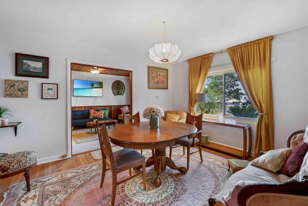 The Madonna Bungalow Villa *