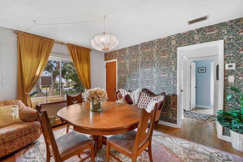 The Madonna Bungalow Villa *