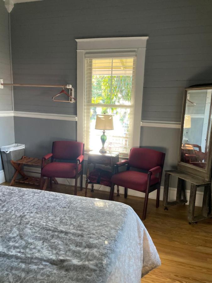 150 Year Old Restored Lincolnville Guest house