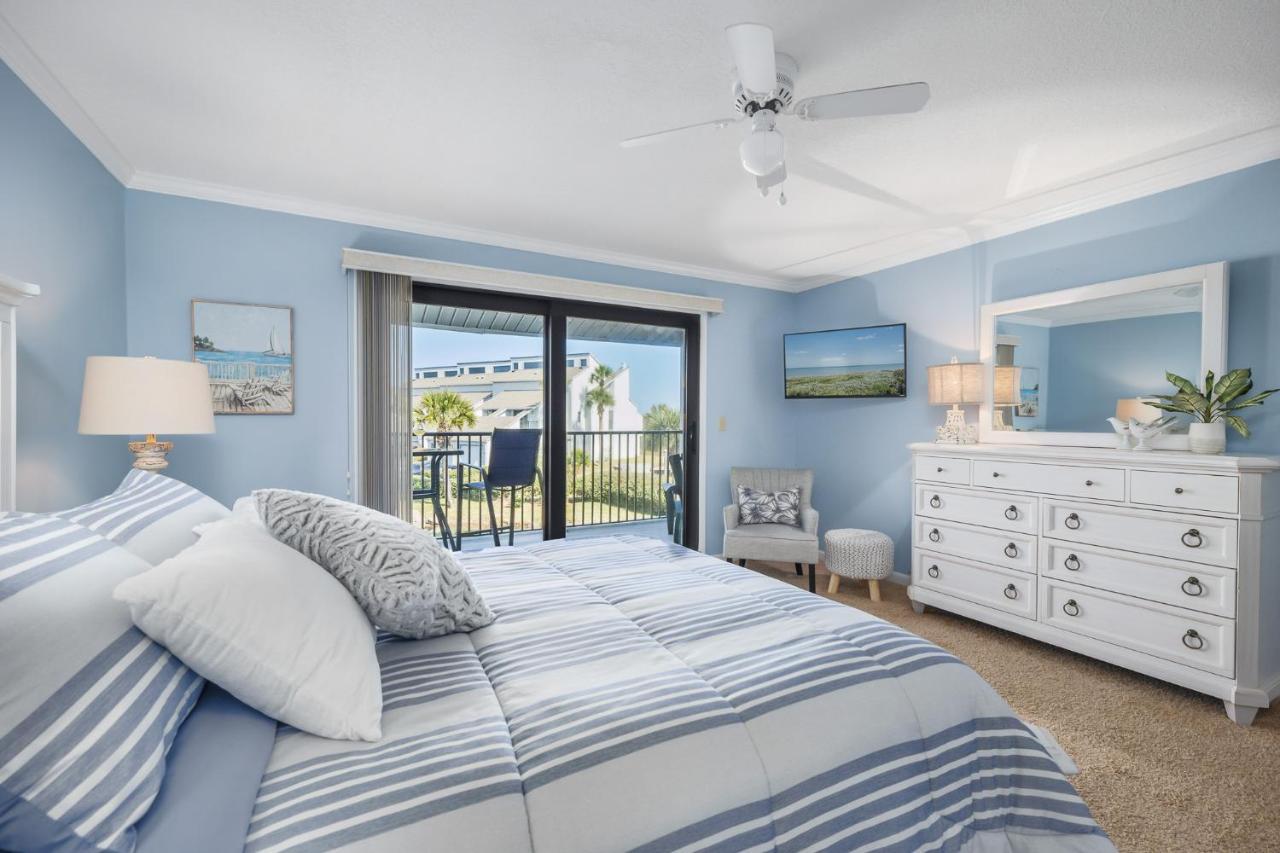 Sea Winds 51 Apartment