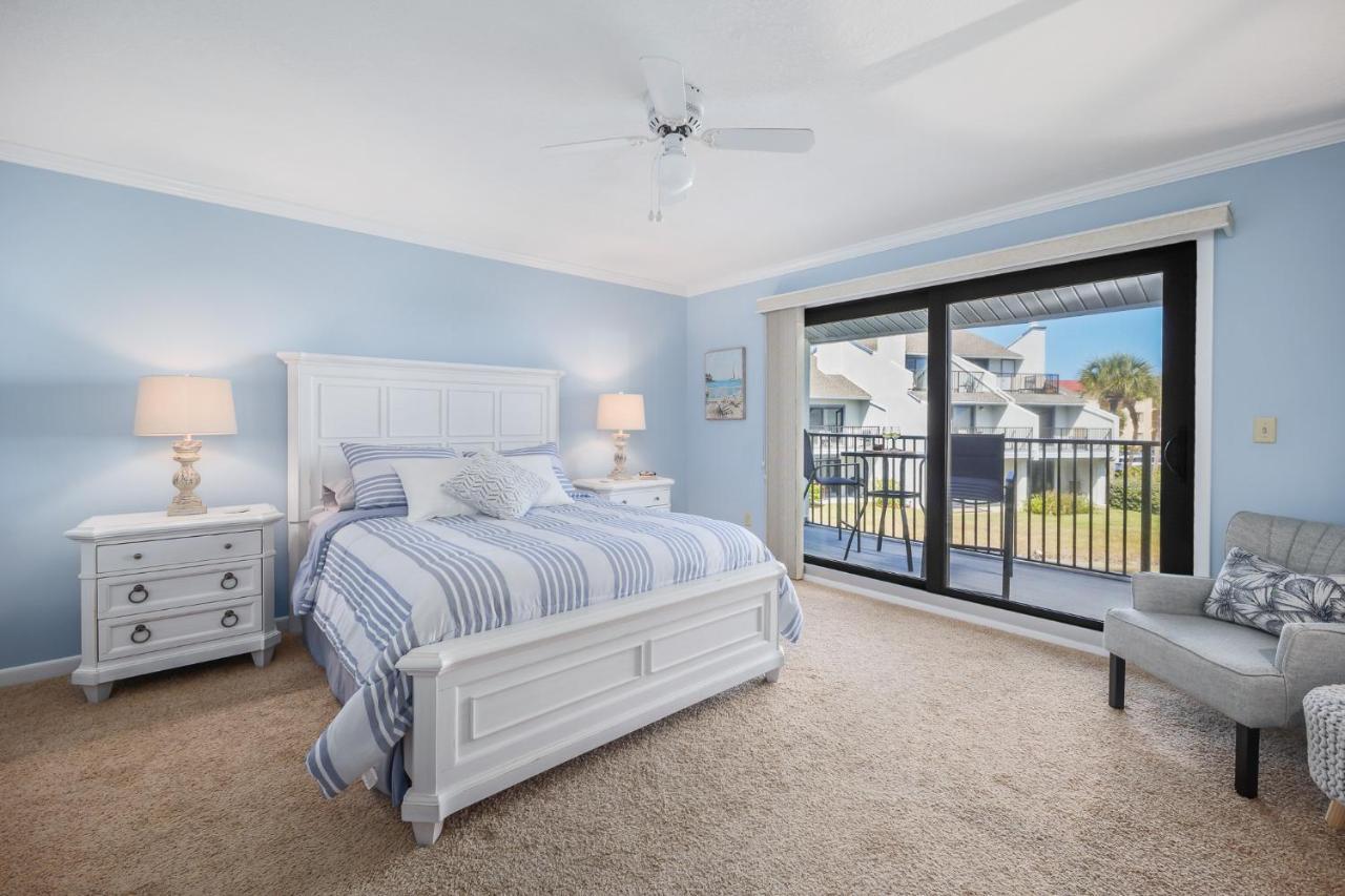 Sea Winds 51 Apartment *