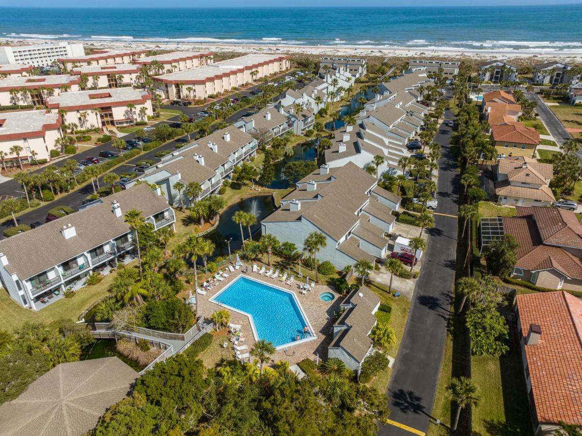 Sea Winds 51 Apartment
