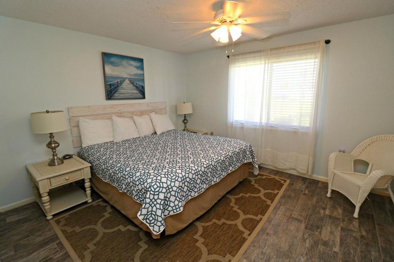 Holiday home Ocean Village Club P18