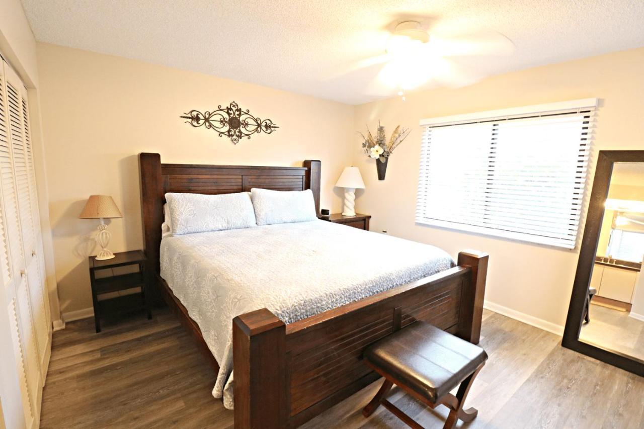 Holiday home Ocean Village Club P17