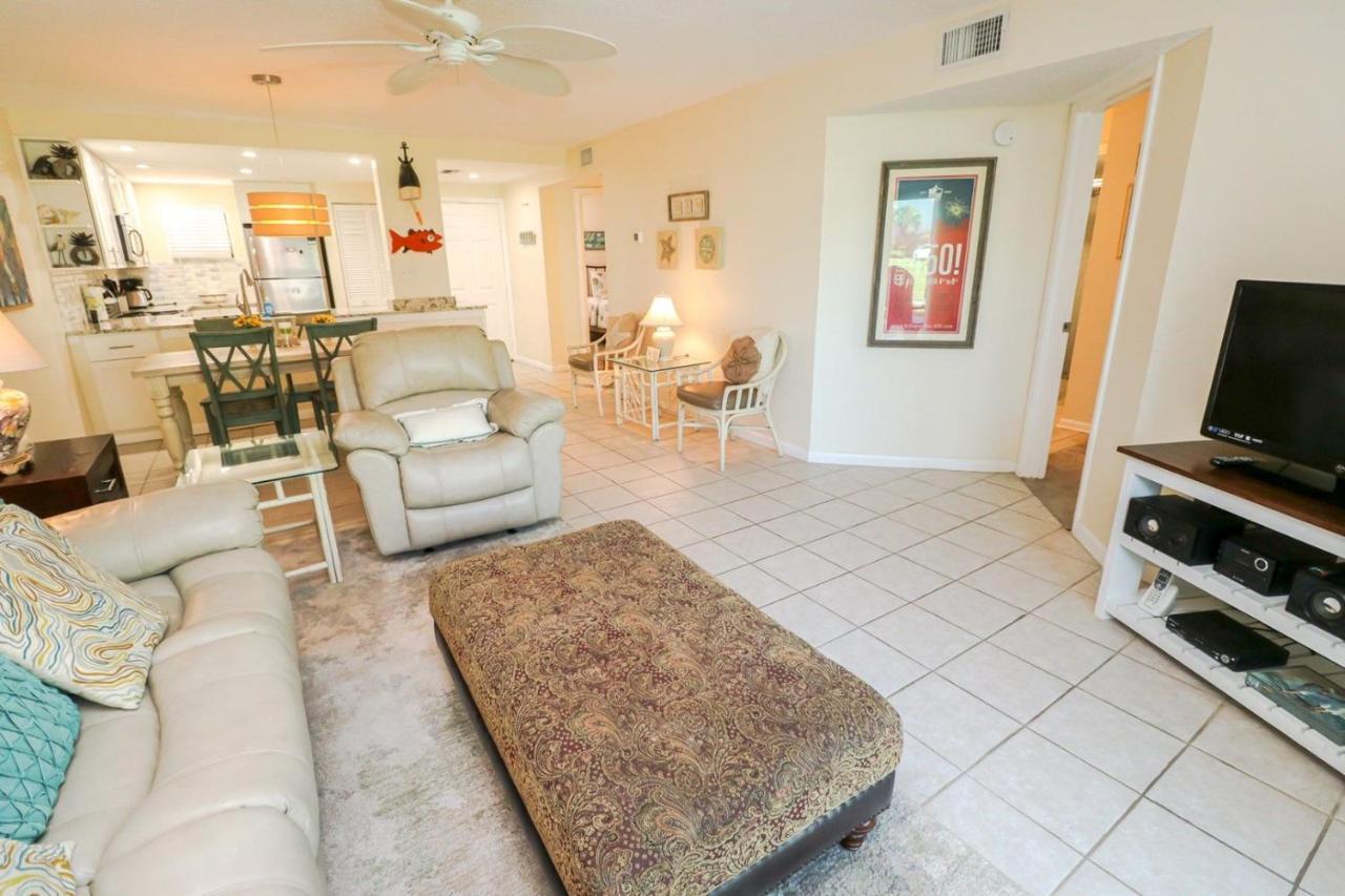Holiday home Ocean Village Club P14 *