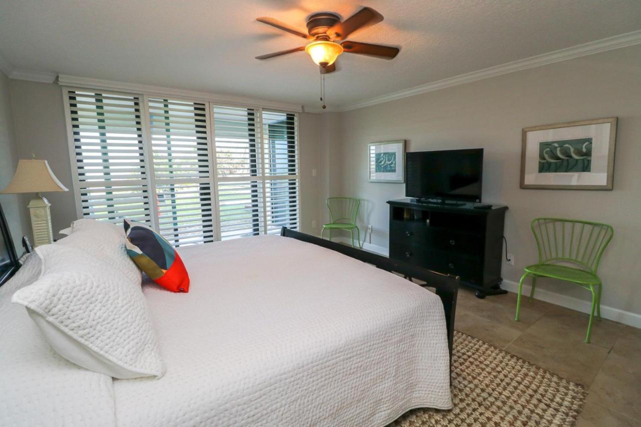 Dollar 1-105 Holiday home *