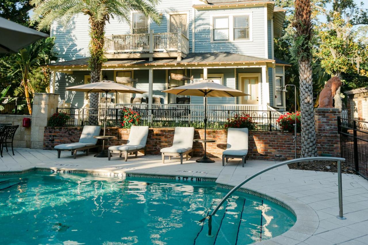 The Collector (adults Only) Inn