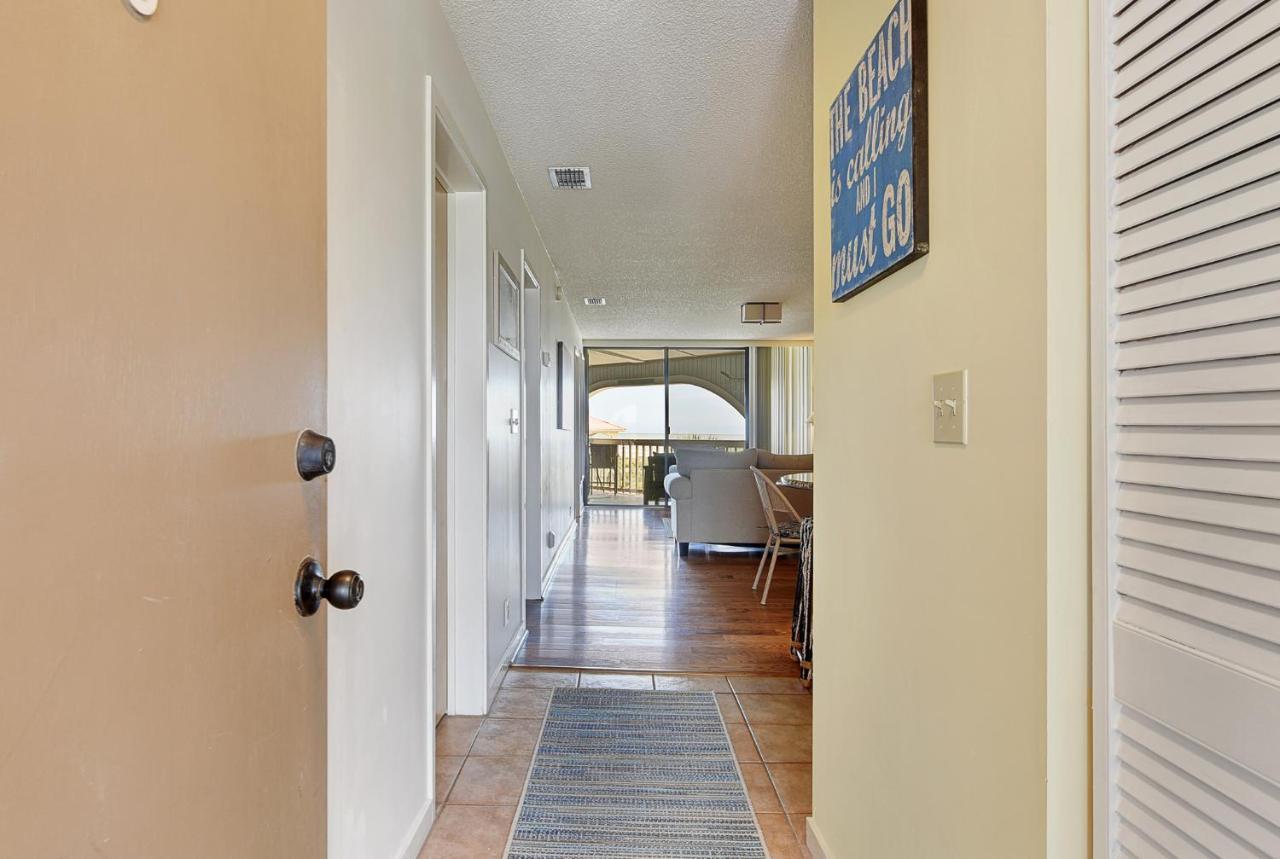 Apartment Hibiscus 303 D