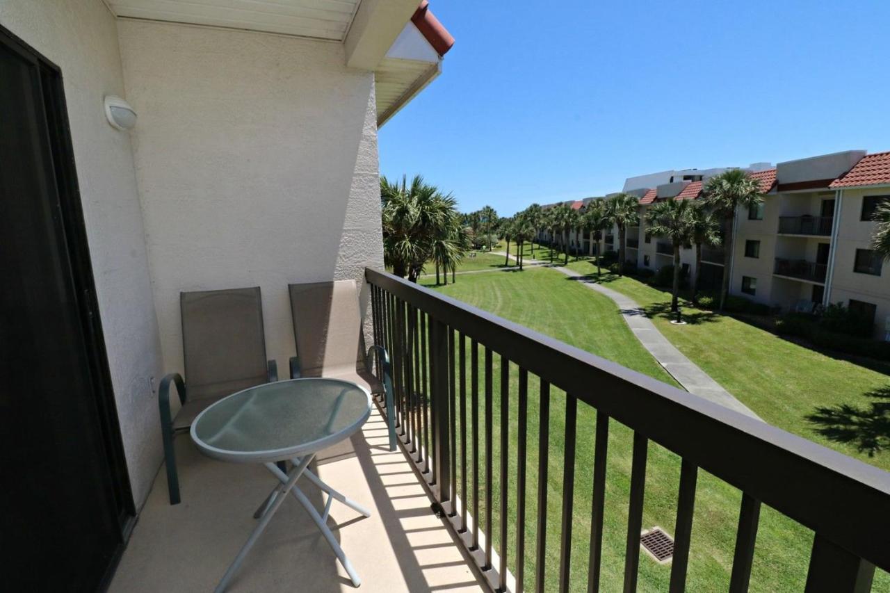 Ocean Village Club R34 Direct Access Poolside