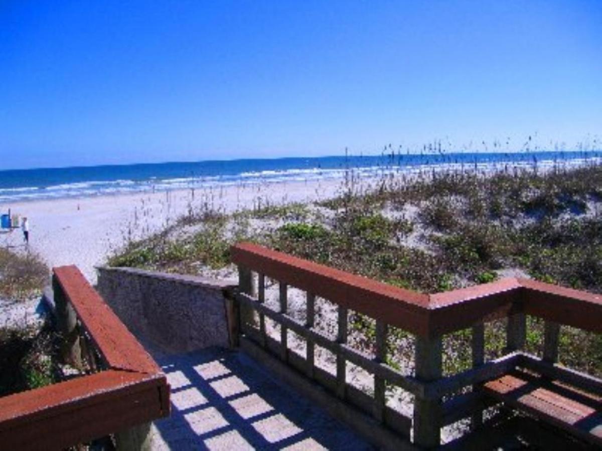 Ocean Village Club R34 Direct Access Poolside Holiday home