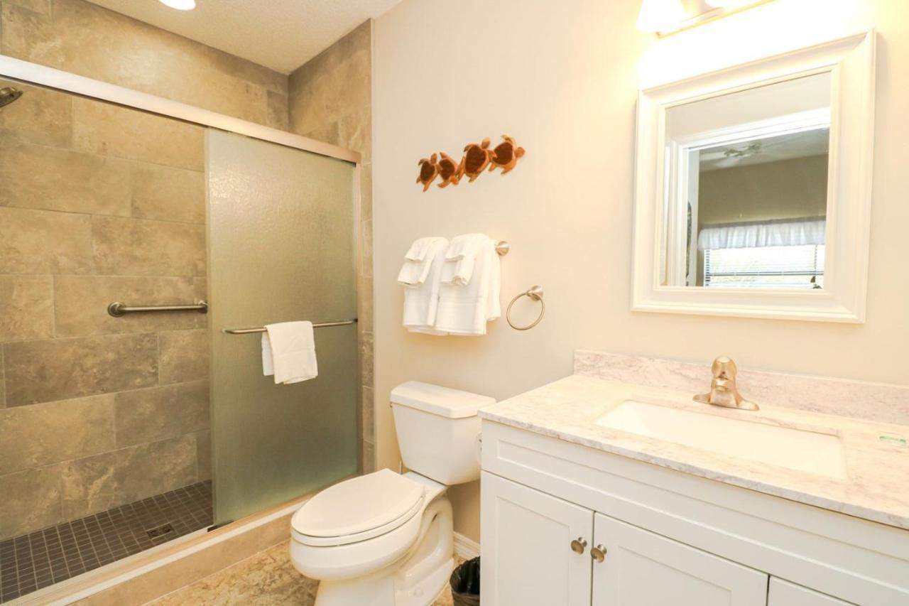 Holiday home Ocean Village Club R34 Direct Access Poolside