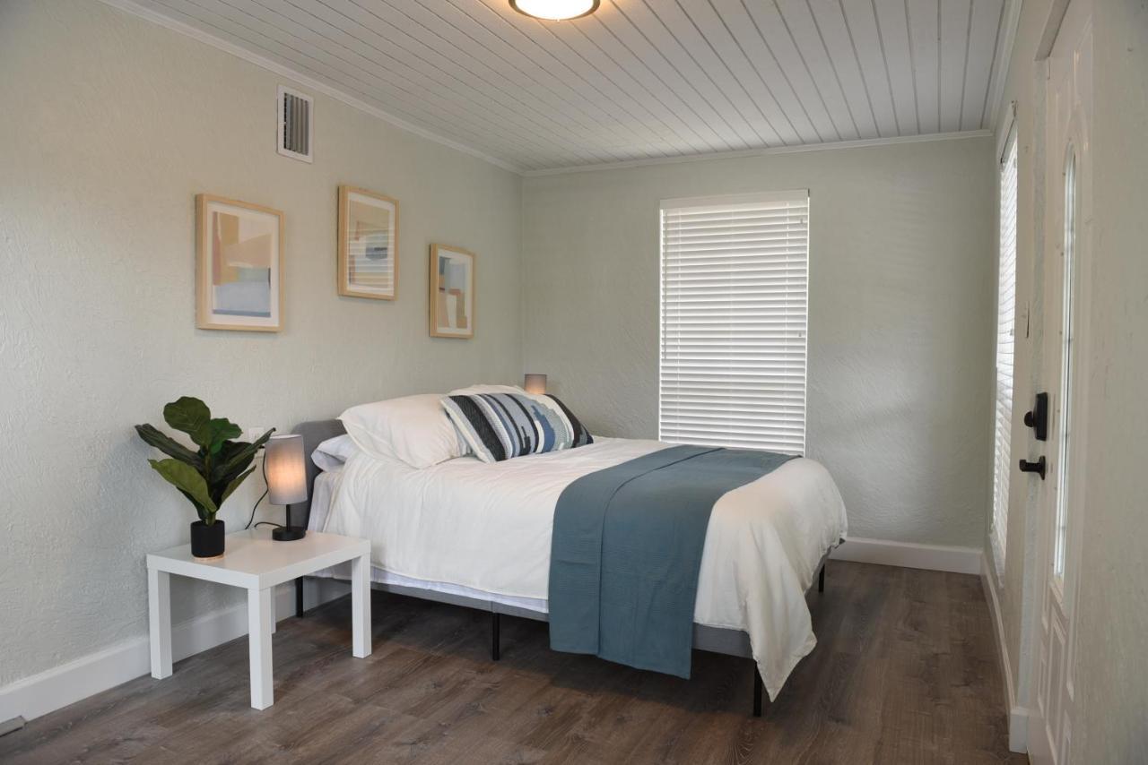 Holiday home Cedar - Newly Renovated, Walk Downtown *