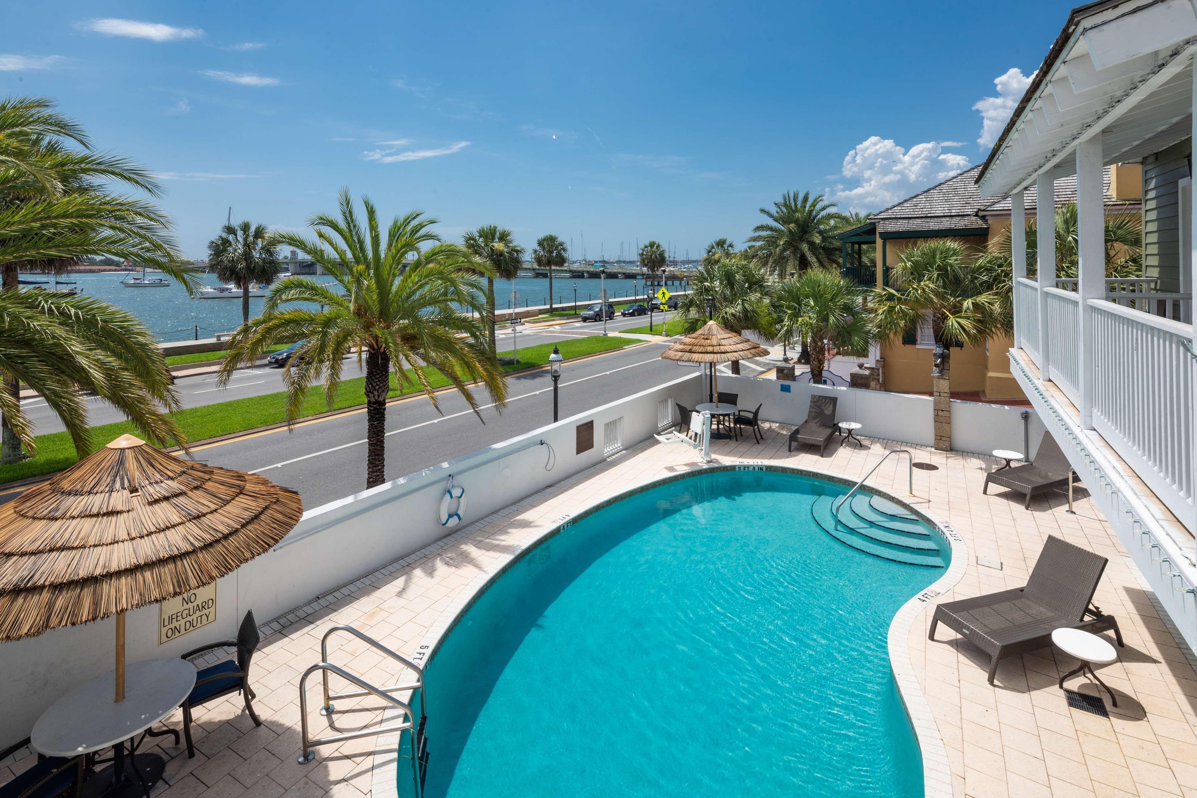 Hotel Hilton Historic Bayfront 4*