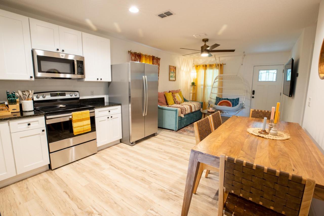 Holiday home Recharge Getaway To Historic Downtown & New Build St. Augustine