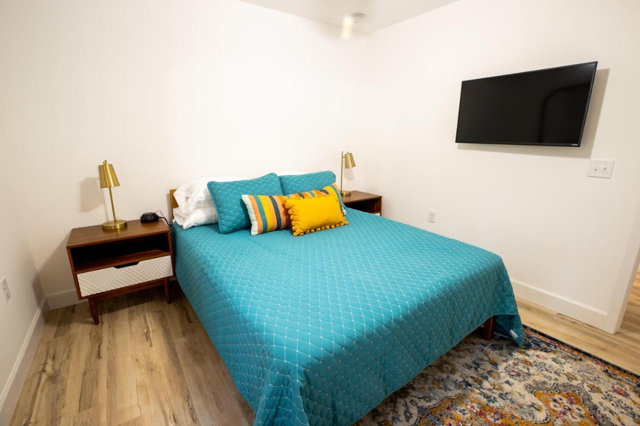 Recharge Getaway To Historic Downtown & New Build Holiday home St. Augustine