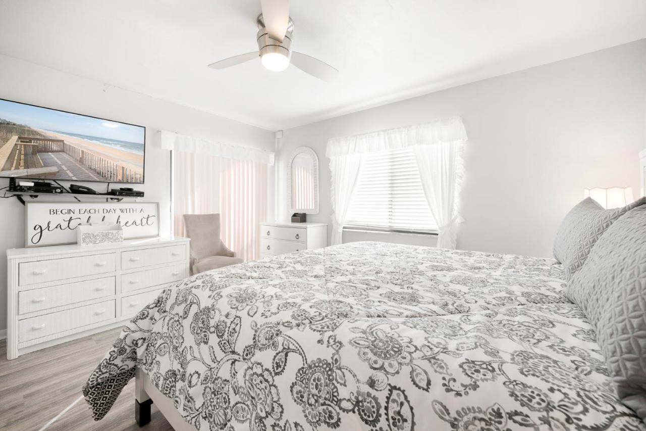 Ocean Village Club J24 *