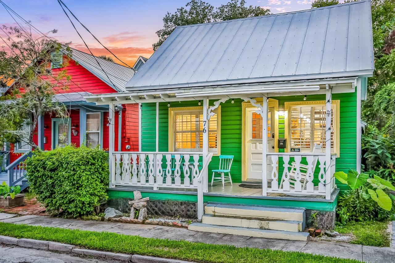 Holiday home Quaint Modern Downtown *