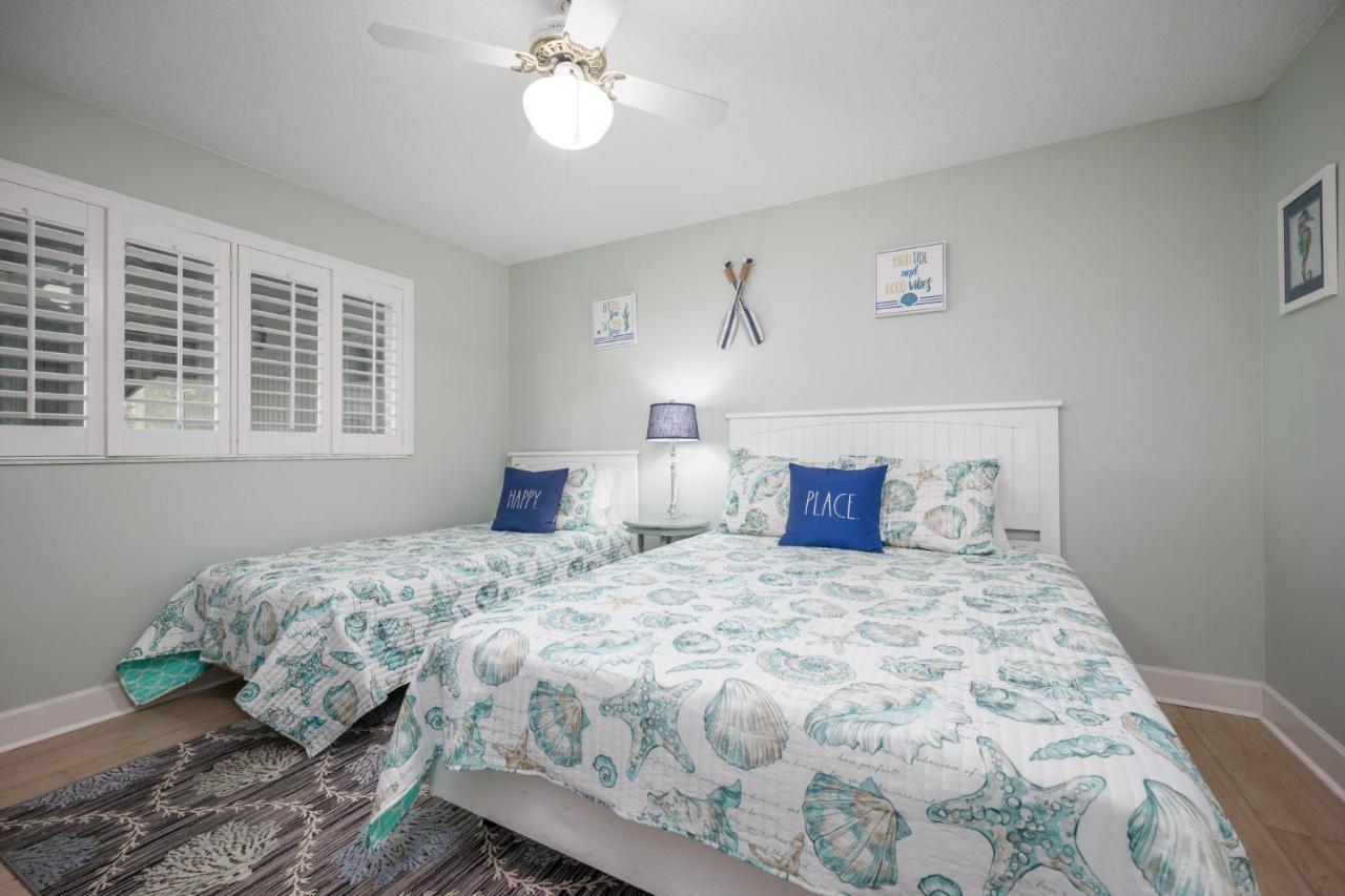 Hibiscus 103 D Apartment
