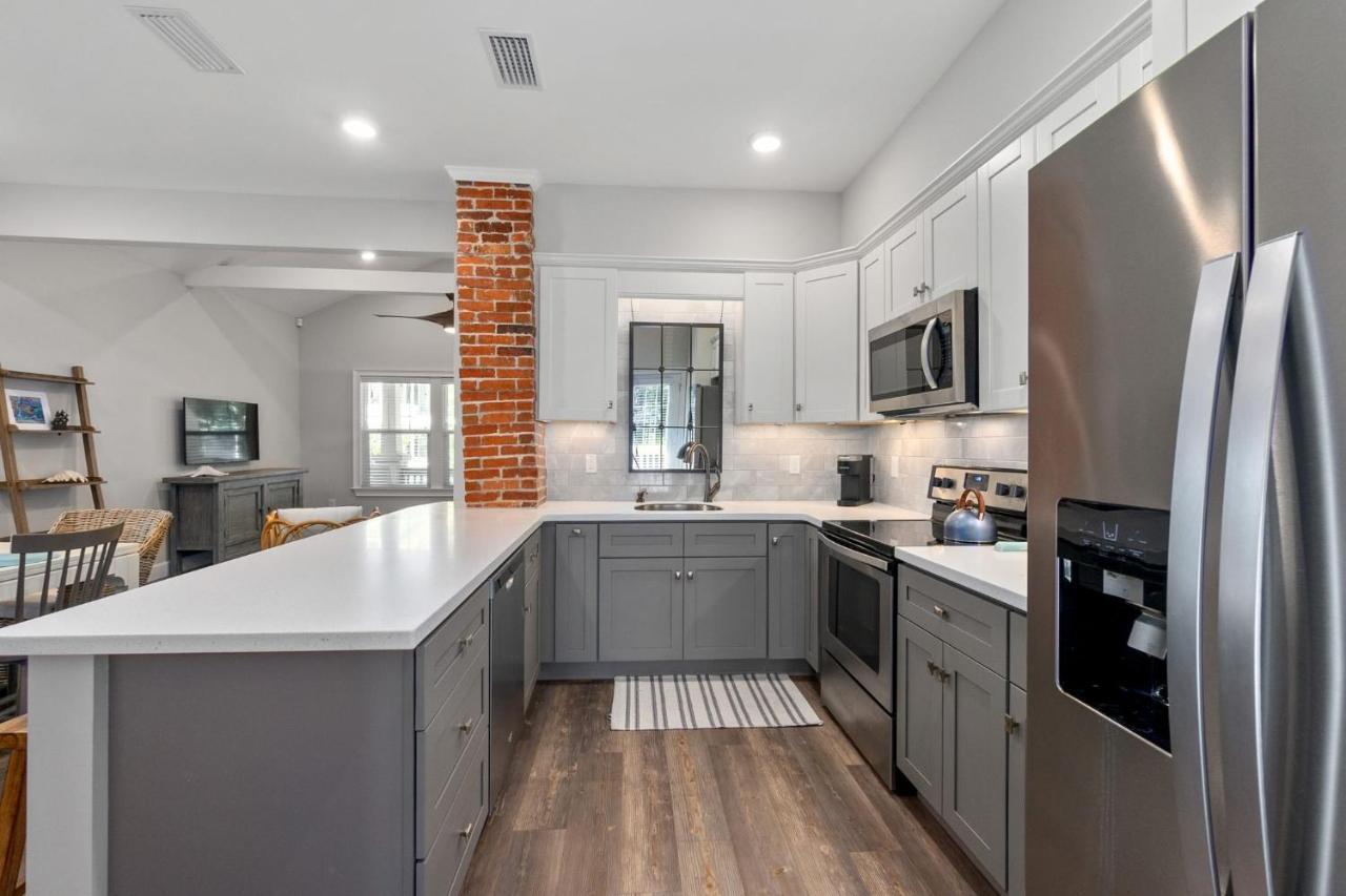 Oneida Charmed - Historic W Modern Flair Holiday home