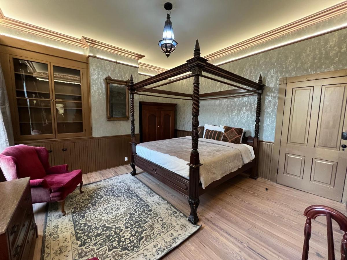 Acomodação com café da manhã  1001 Nights Historic Adults Only Saint Augustine