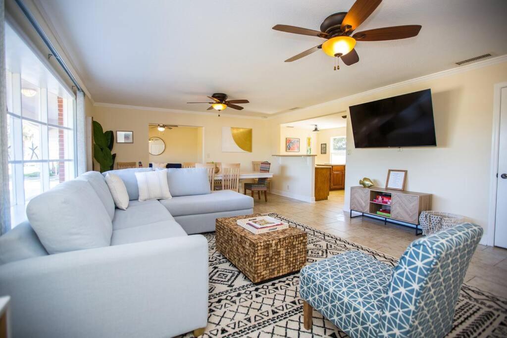 Two Living Quarters, 6min Walk To Beach, Few Steps From Restaurants St. Augustine