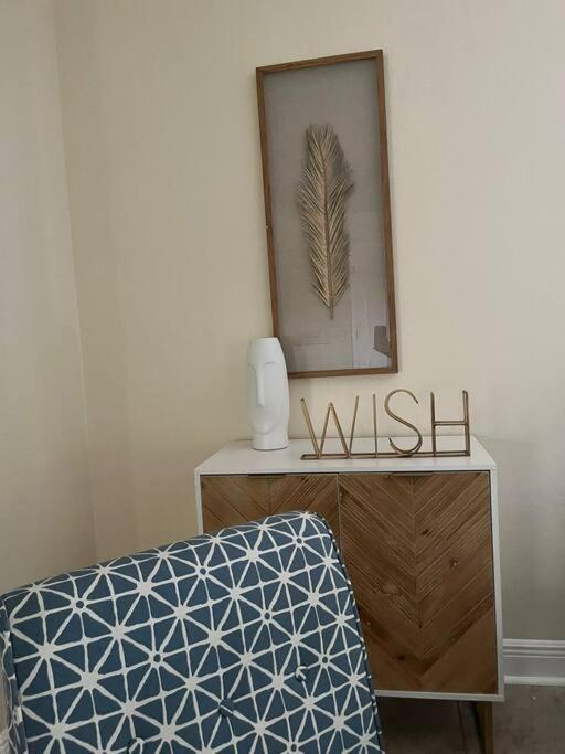Two Living Quarters, 6min Walk To Beach, Few Steps From Restaurants
