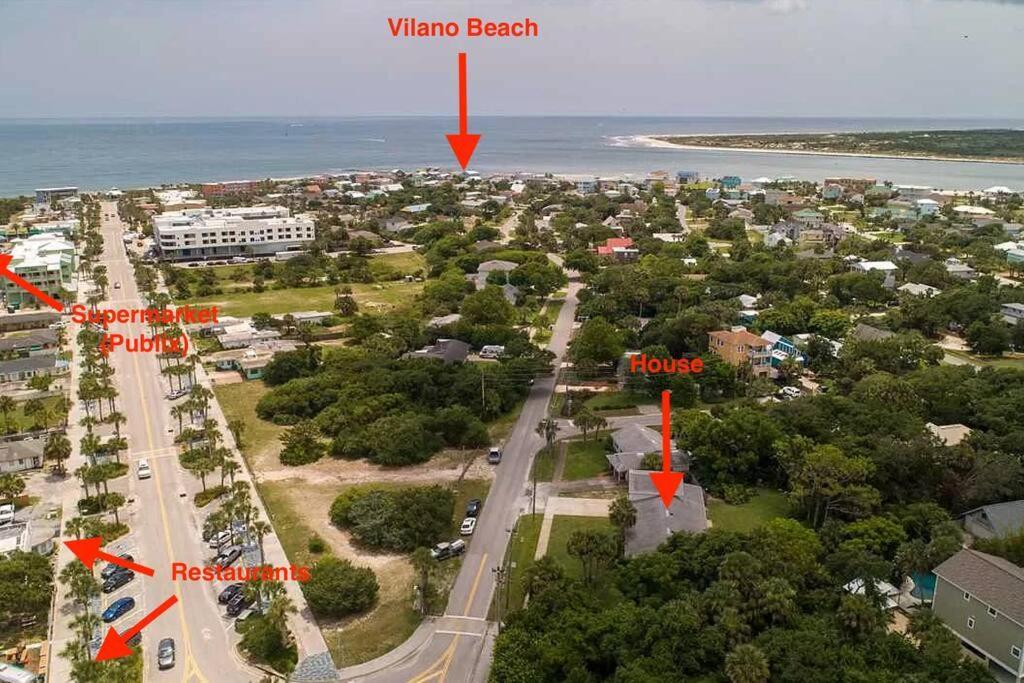 Two Living Quarters, 6min Walk To Beach, Few Steps From Restaurants *