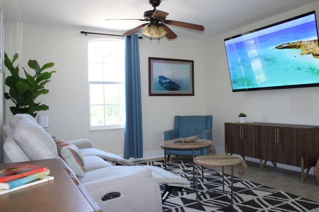 Two Living Quarters, 6min Walk To Beach, Few Steps From Restaurants St. Augustine